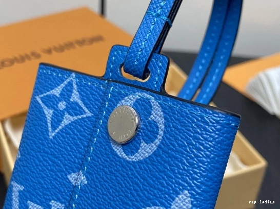 Cheap Holder Card VUITTON LOUIS Necklace-7.6*10*0.5CM 0727